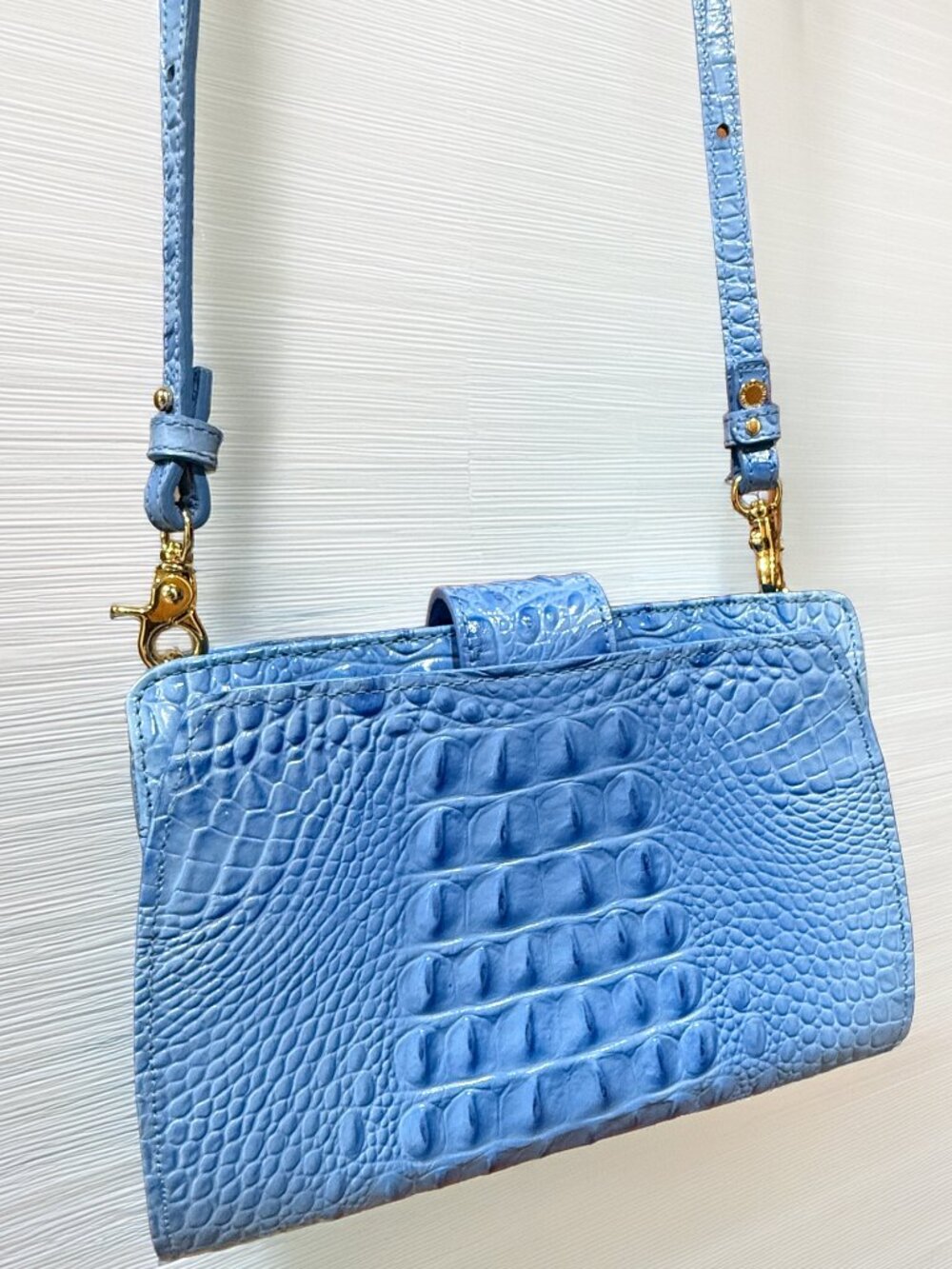 Brahmin Light Blue Alena Melbourne Croc Embossed Leather Turn Lock Crossbody Bag - Picture 3 of 16
